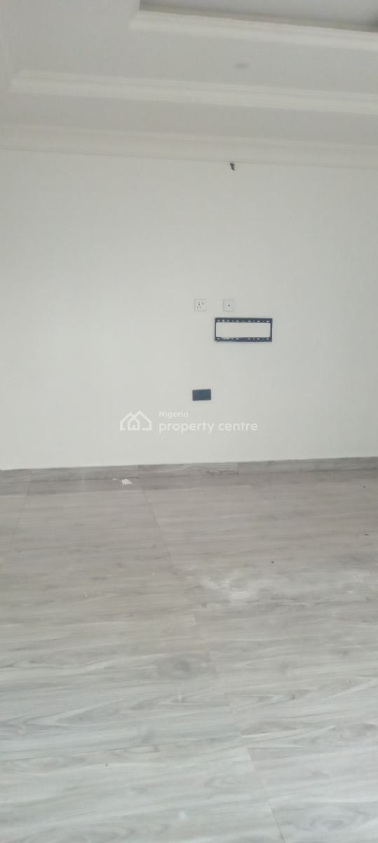Now Available, Off Mobil Road, Ilaje, Ajah, Lagos, Flat / Apartment for Rent