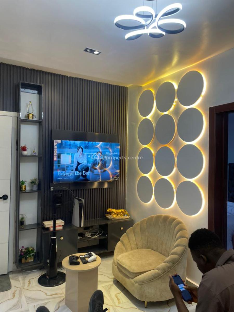 Exquisitely Furnished One-bedroom, 19c Eyiwauwi Street Off Fadipe Street, Shomolu, Lagos, House Short Let