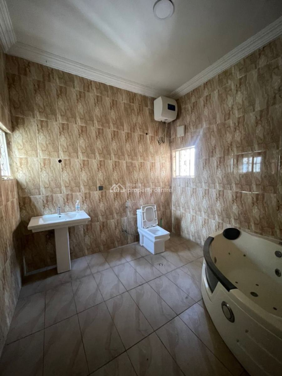 6 Bedroom Fully Detached Duplex and 3 Rooms Bq, Guzape District, Abuja, Detached Duplex for Rent