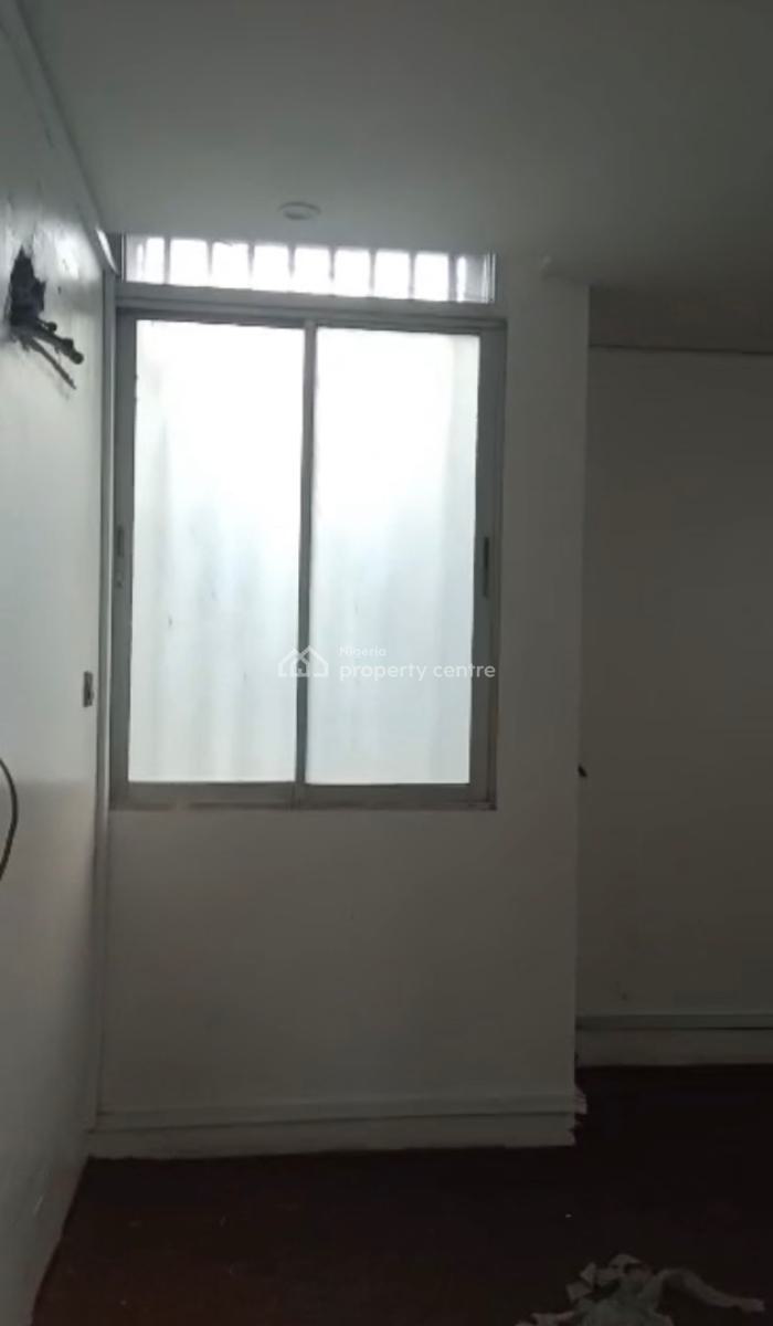 Ground Floor Commercial 3 Bedroom Apartment Perfect for a Restaurant, Victoria Island (vi), Lagos, Restaurant / Bar for Rent