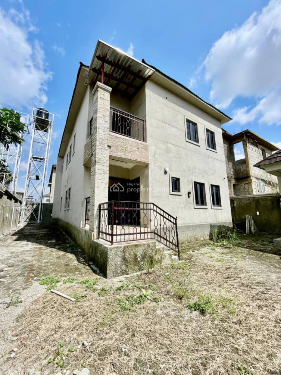 4-bedroom Semi-detached with Bq, Kubwa, Abuja, Semi-detached Duplex for Sale