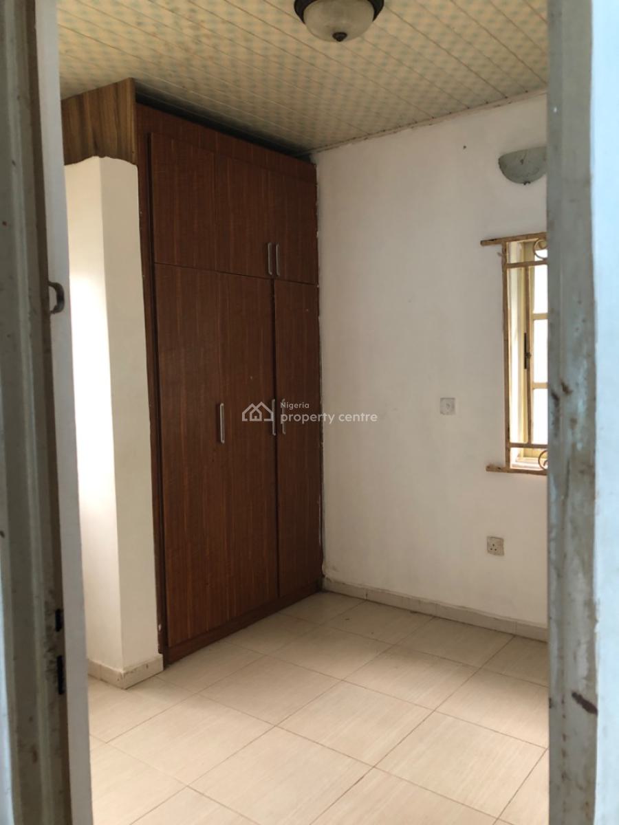 a Sharp and Spacious 2 Bedroom Apartment Available, Ogombo, Ajah, Lagos, Flat / Apartment for Rent