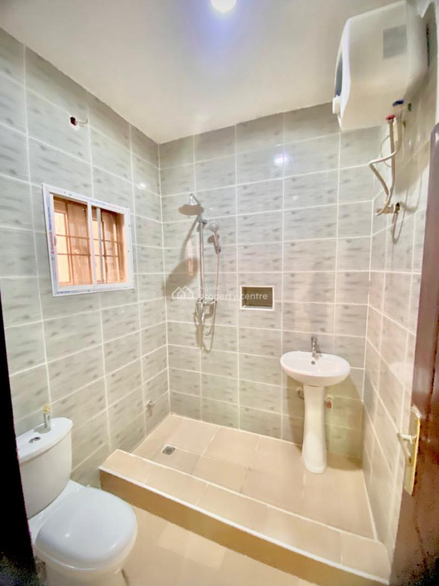 Well Finished 4 Bedroom Terrace Duplex with Bq, Guzape District, Abuja, Terraced Duplex for Sale
