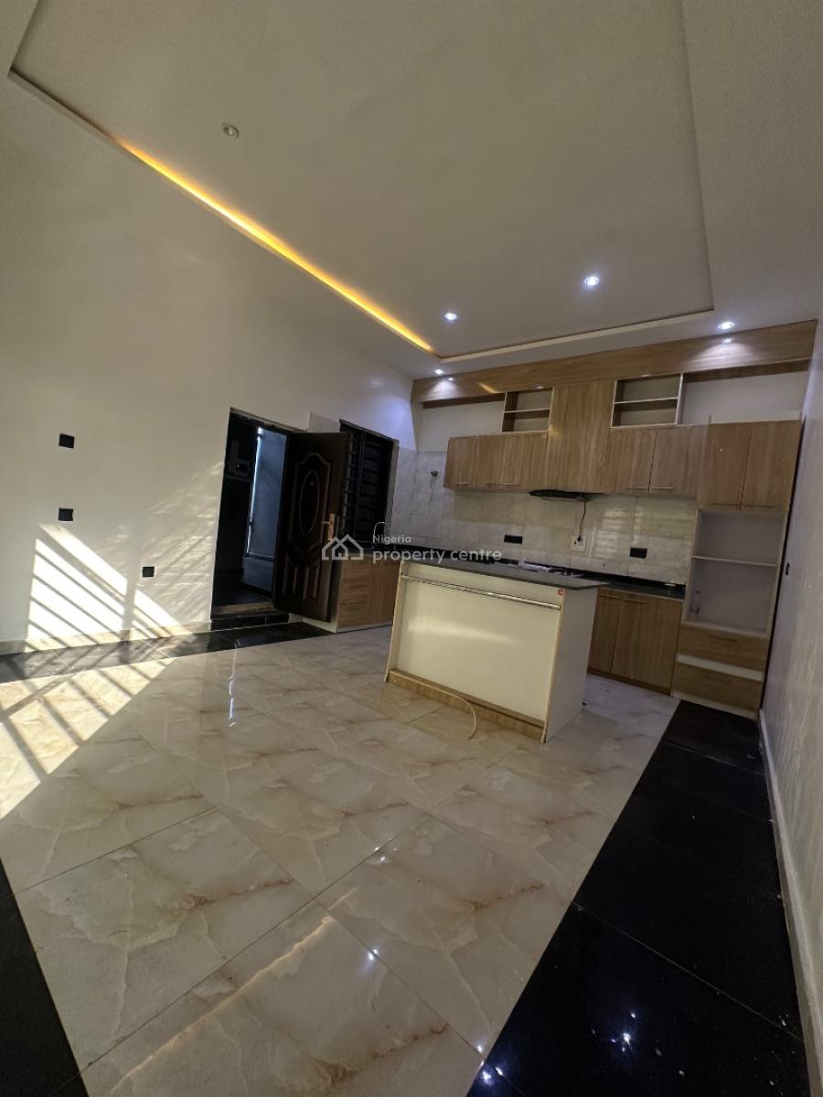 a Luxuriously Designed 4 Bedroom Duplex, Engr Lere Adigun Estate, Bashorun, Ibadan, Oyo, Semi-detached Duplex for Sale