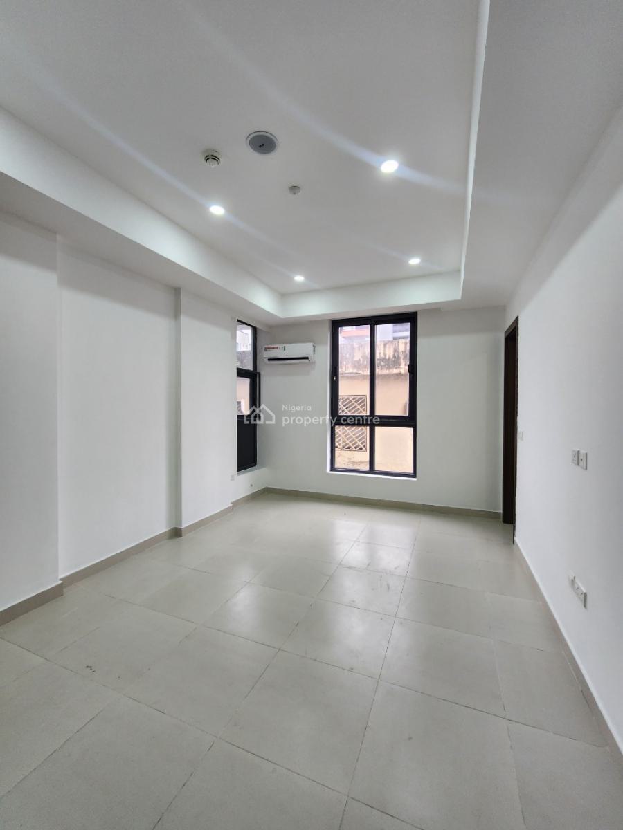 Luxury 3 Bedroom Apartment with Bq, Pool, Gym, Elevator, Lekki Phase 1, Lekki, Lagos, Flat / Apartment for Sale