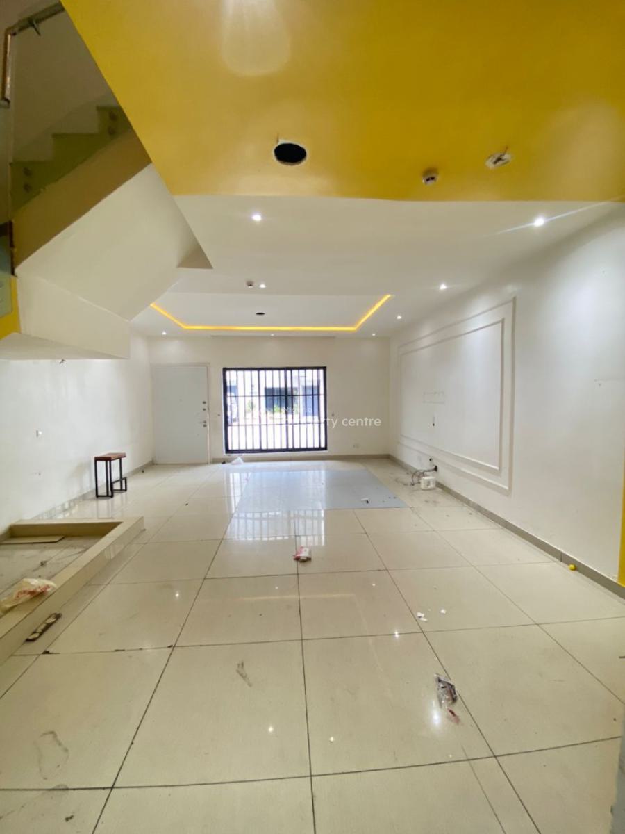 Very Spacious 4 Bedroom Terrace Duplex with a Rooftop, Off Admiralty Way, Lekki Phase 1, Lekki, Lagos, Terraced Duplex for Rent