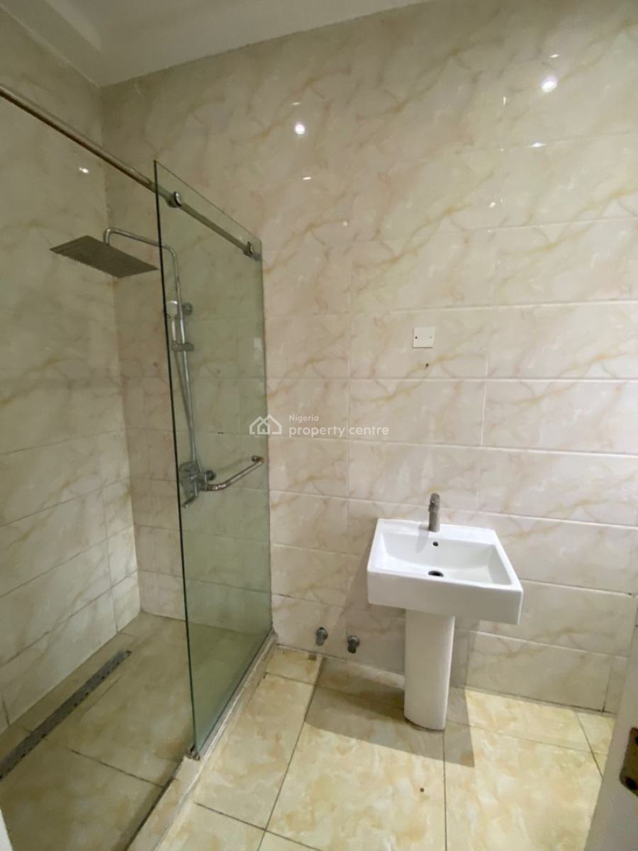 Very Spacious 4 Bedroom Terrace Duplex with a Rooftop, Off Admiralty Way, Lekki Phase 1, Lekki, Lagos, Terraced Duplex for Rent