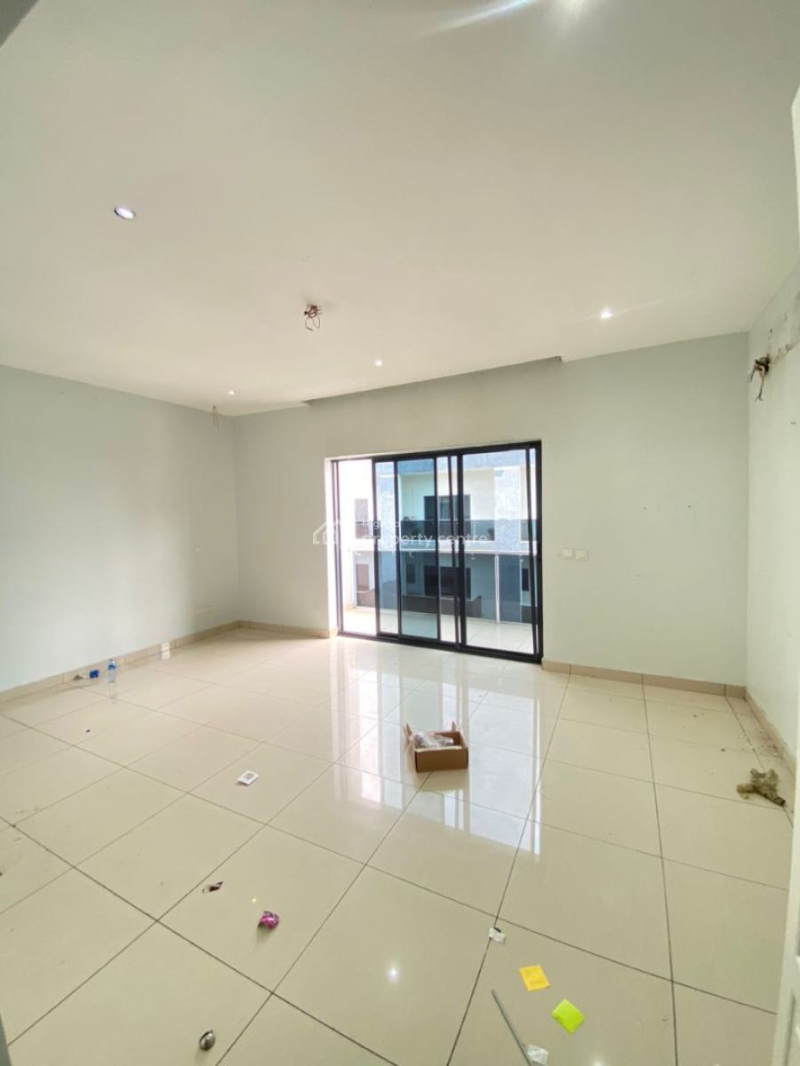 Very Spacious 4 Bedroom Terrace Duplex with a Rooftop, Off Admiralty Way, Lekki Phase 1, Lekki, Lagos, Terraced Duplex for Rent