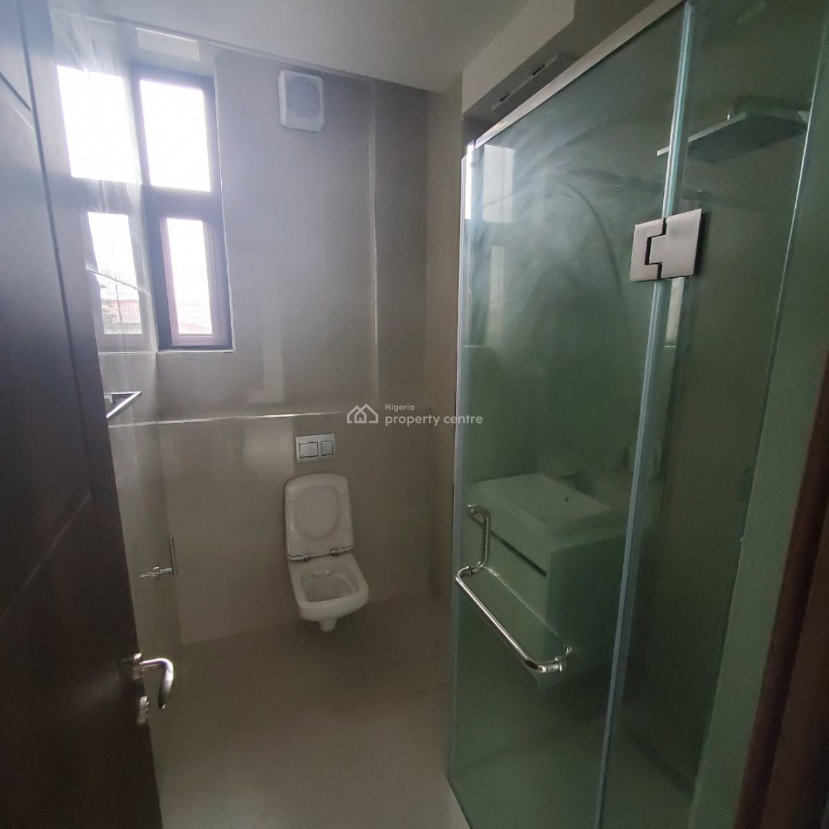 Magnificent 3bedroom Apartments, Lekki Phase 1, Lekki, Lagos, Flat / Apartment for Sale