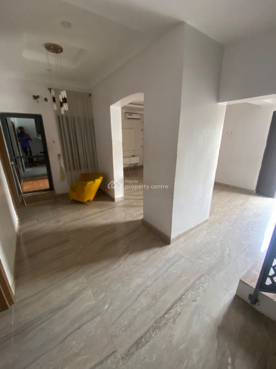 4 Bedroom Semidetached with Self Back Compound, New  Road Chevron Lekki, Igbo Efon, Lekki, Lagos, Semi-detached Duplex for Rent