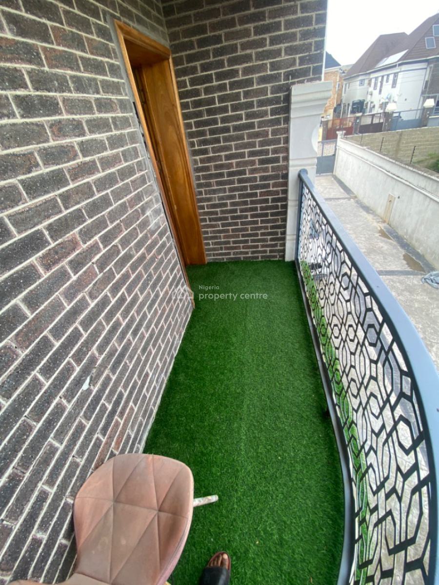 4 Bedroom Semidetached with Self Back Compound, New  Road Chevron Lekki, Igbo Efon, Lekki, Lagos, Semi-detached Duplex for Rent