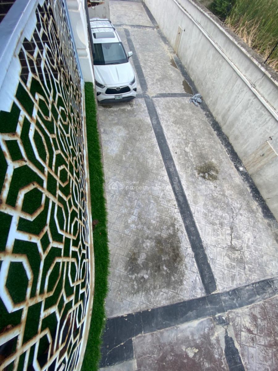 4 Bedroom Semidetached with Self Back Compound, New  Road Chevron Lekki, Igbo Efon, Lekki, Lagos, Semi-detached Duplex for Rent