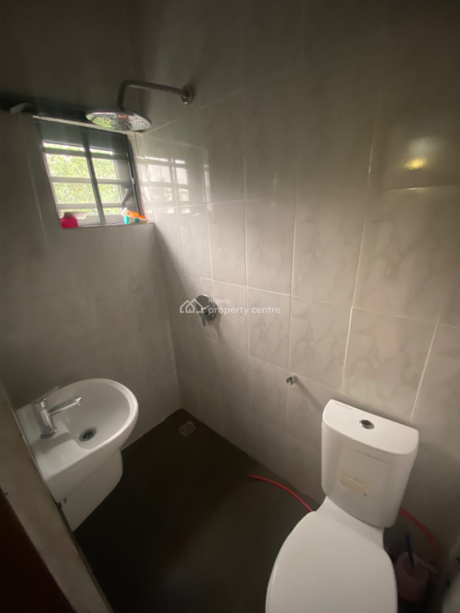 4 Bedroom Semidetached with Self Back Compound, New  Road Chevron Lekki, Igbo Efon, Lekki, Lagos, Semi-detached Duplex for Rent