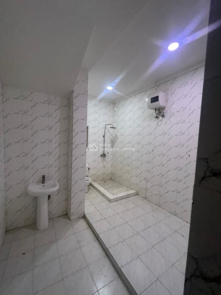 4 Bedroom Semi Detached Duplex, Lugbe District, Abuja, Semi-detached Duplex for Rent