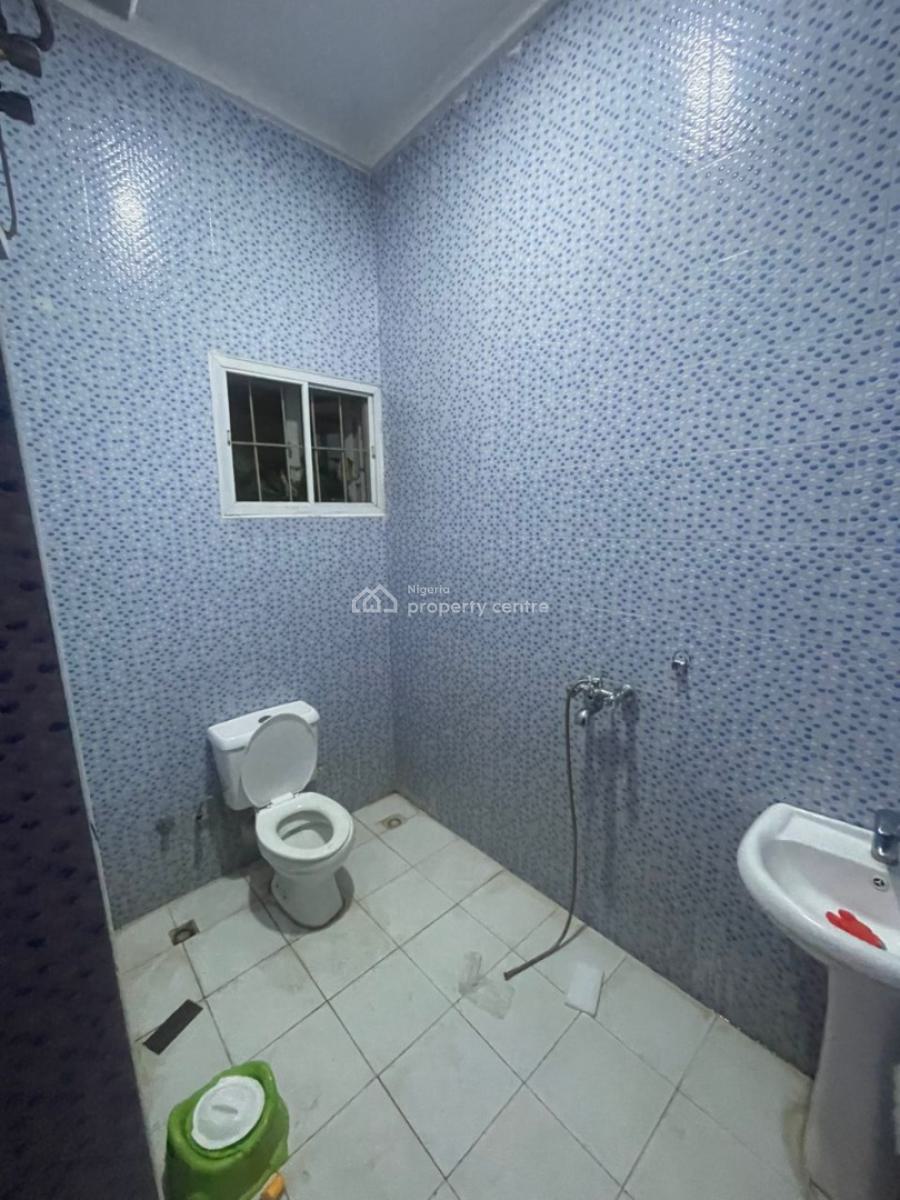 4 Bedroom Semi Detached Duplex, Lugbe District, Abuja, Semi-detached Duplex for Rent