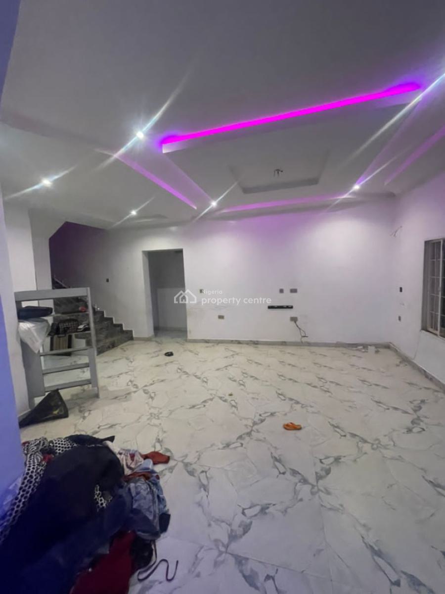 4 Bedroom Semi Detached Duplex, Lugbe District, Abuja, Semi-detached Duplex for Rent