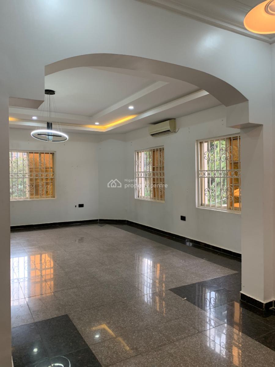 3 Bedroom Flat, Off Ibb, Maitama District, Abuja, Flat / Apartment for Rent