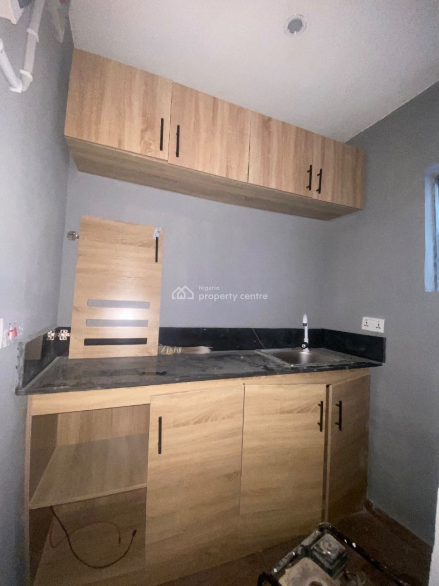 Brand New Luxury Mini Flat Apartment Upstairs, Olive Garden Estate Sangotedo Ajah., Sangotedo, Ajah, Lagos, Mini Flat (room and Parlour) for Rent