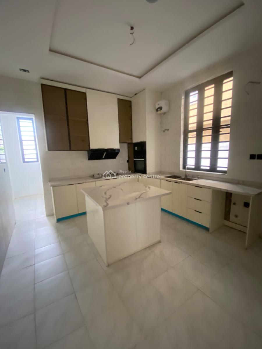 5-bedroom Detached Home with Pool, Chevron Drive, Lekki, Lagos, Detached Duplex for Sale