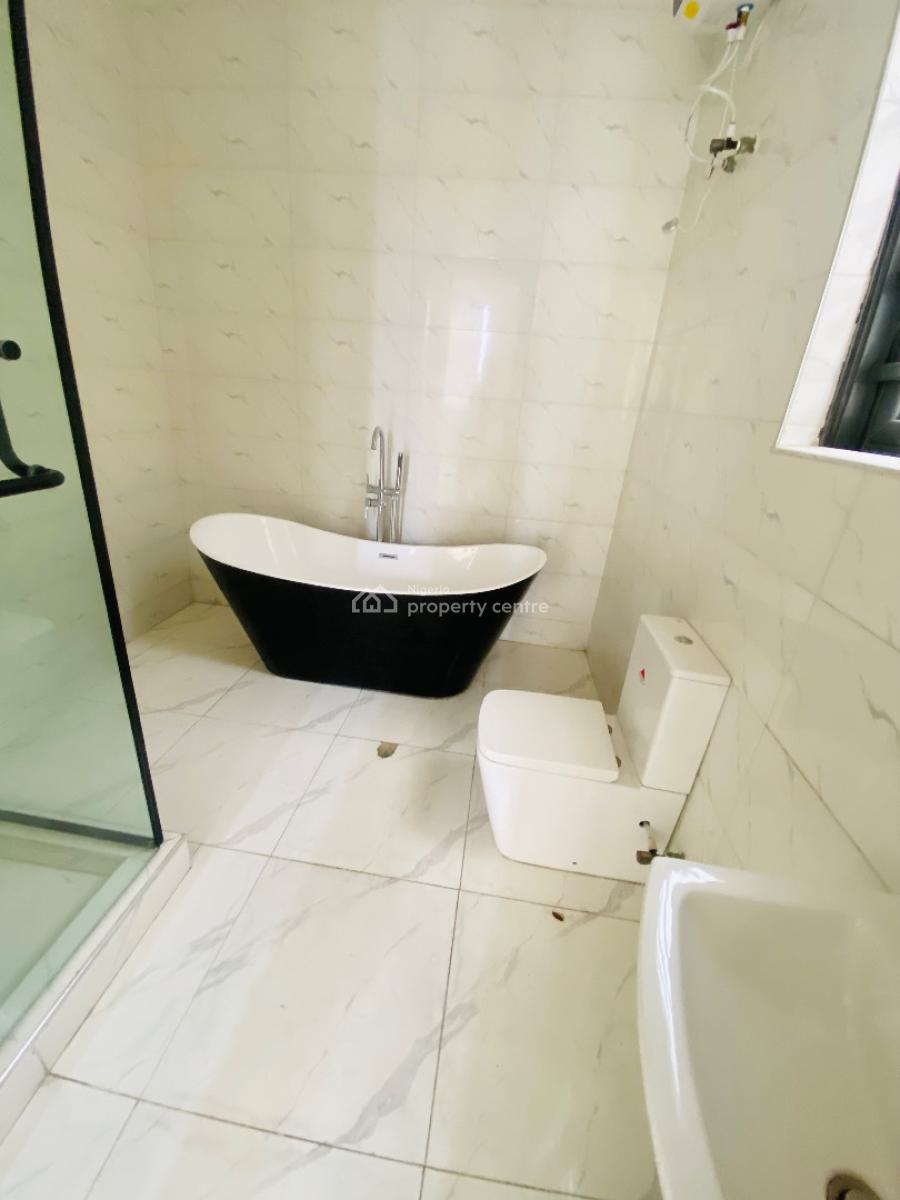 5-bedroom Detached Home with Pool, Chevron Drive, Lekki, Lagos, Detached Duplex for Sale