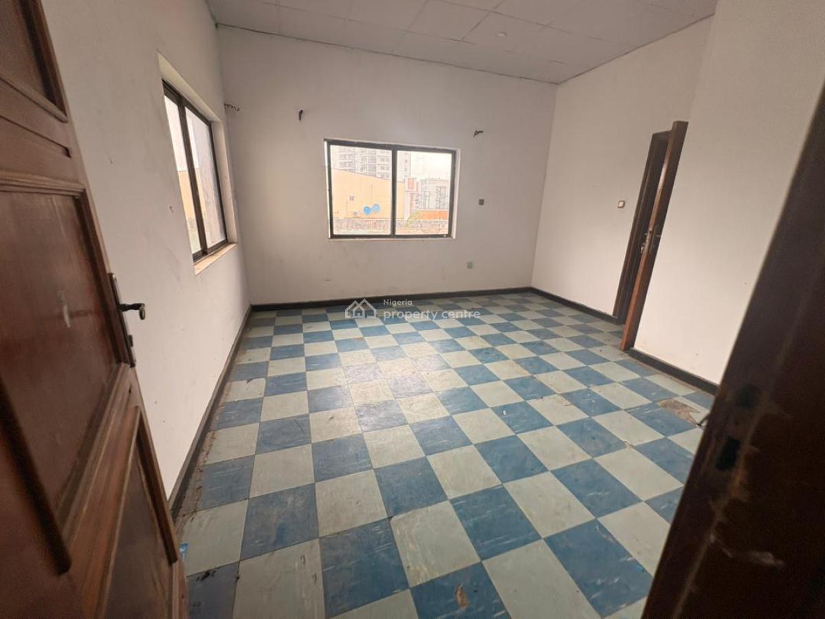 2 Semi-detached 5-bedroom House + 6-bedroom Detached House on 1,400sqm, Victoria Island (vi), Lagos, Detached Duplex for Rent