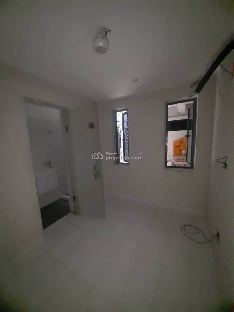 a Solid One Bedroom Apartment in a Peaceful Location, Lekki Phase 1, Lekki Phase 1, Lekki, Lagos, Mini Flat (room and Parlour) for Sale