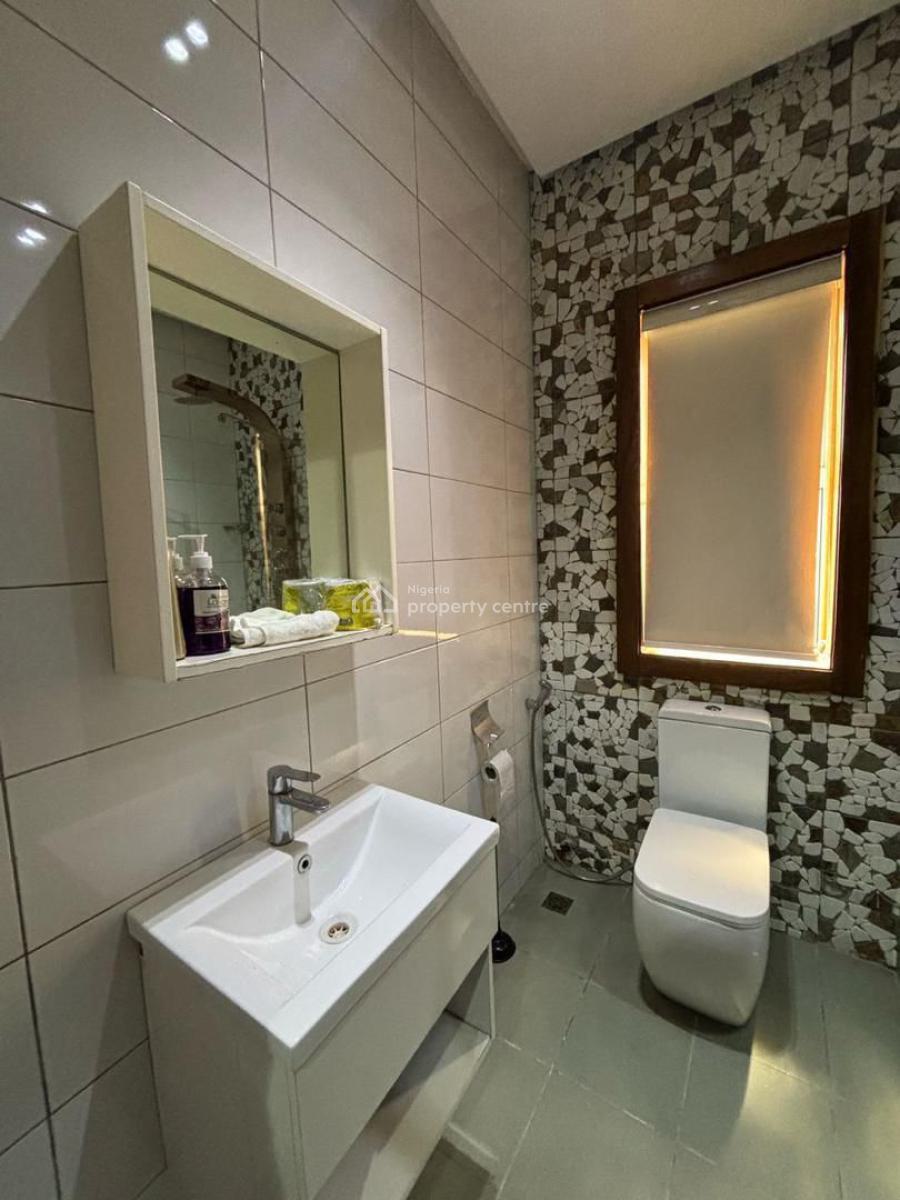 Furnished 1 Bedroom Apartment, Admiralty Way, Lekki Phase 1, Lekki, Lagos, Flat / Apartment for Sale