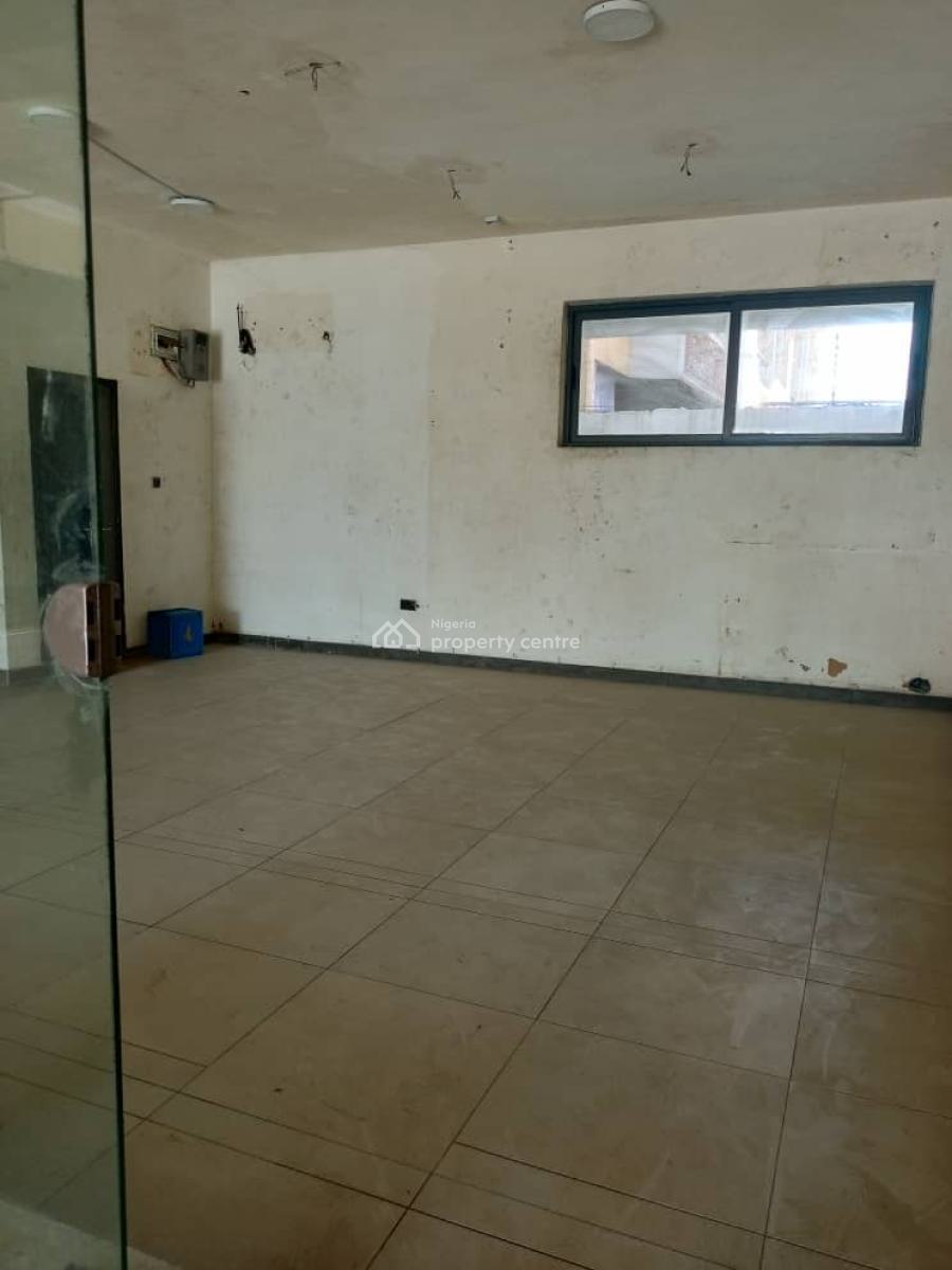 177.83 Ground Floor Open Space in a Commercial Axis, Lekki Phase 1, Lekki Phase 1, Lekki, Lagos, Shop for Rent