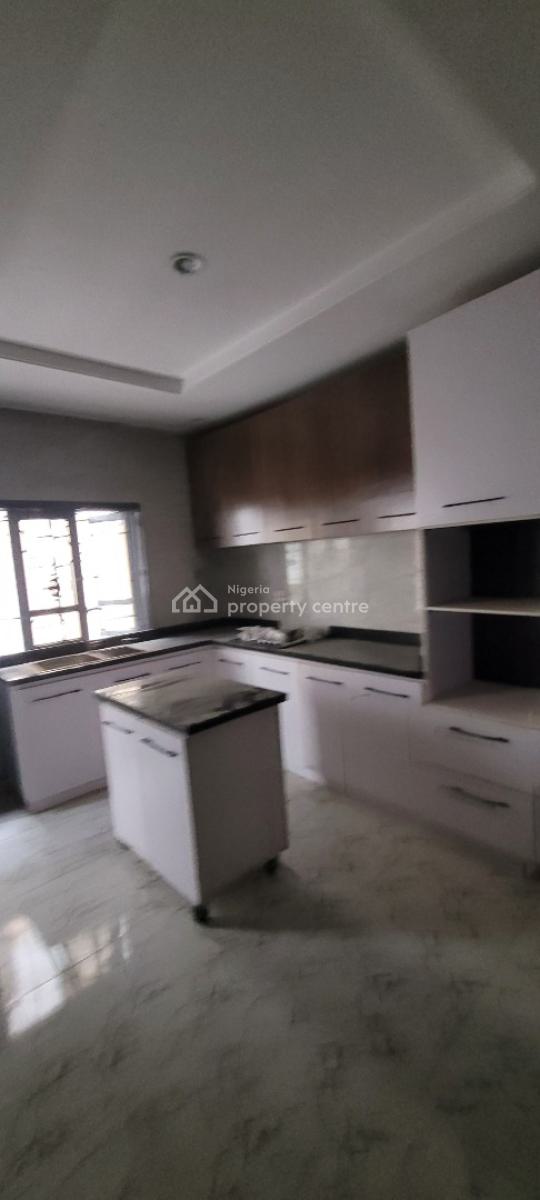 Brand New Spacious  2 Bedroom, Sangotedo, Ajah, Lagos, Flat / Apartment for Rent