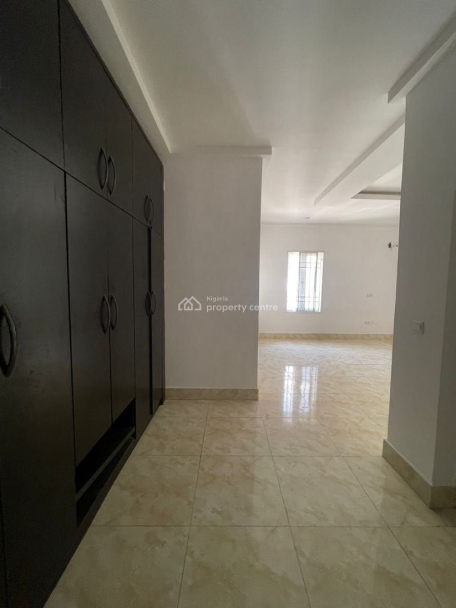 4 Bedroom Terrace Duplex and a Bq, Guzape District, Abuja, Terraced Duplex for Sale