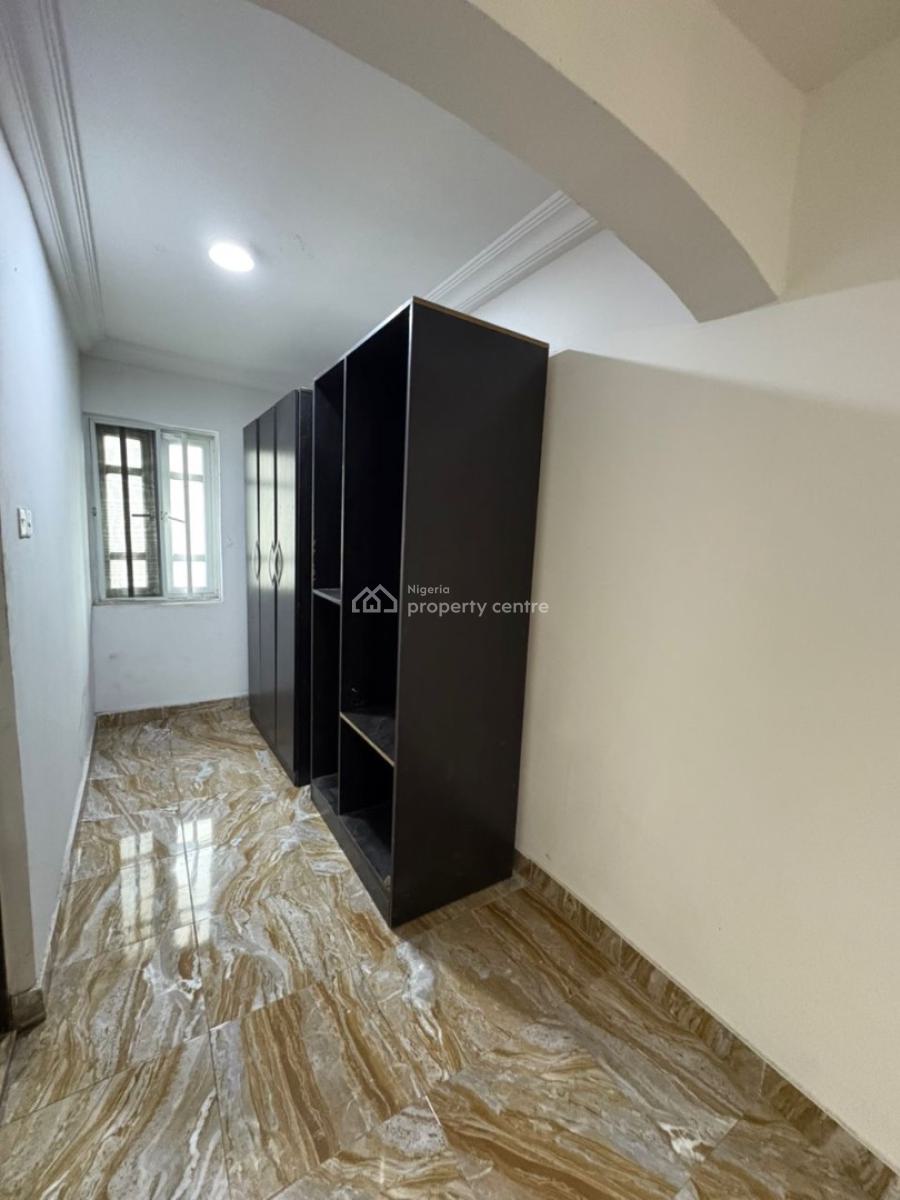 Beautiful and Well Spacious Master Bedroom (shared Apartment), Mobile Road, Ilaje, Ajah, Lagos, Self Contain (single Rooms) for Rent