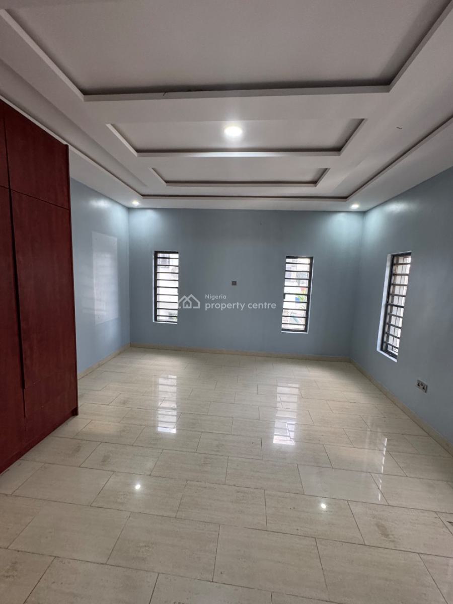 Spacious 5 Bedroom Fully Detached House with Bq, Vgc, Lekki, Lagos, Detached Duplex for Sale