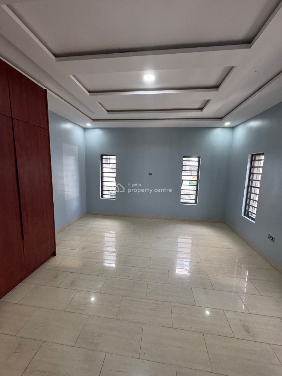 Spacious 5 Bedroom Fully Detached House with Bq, Vgc, Lekki, Lagos, Detached Duplex for Sale