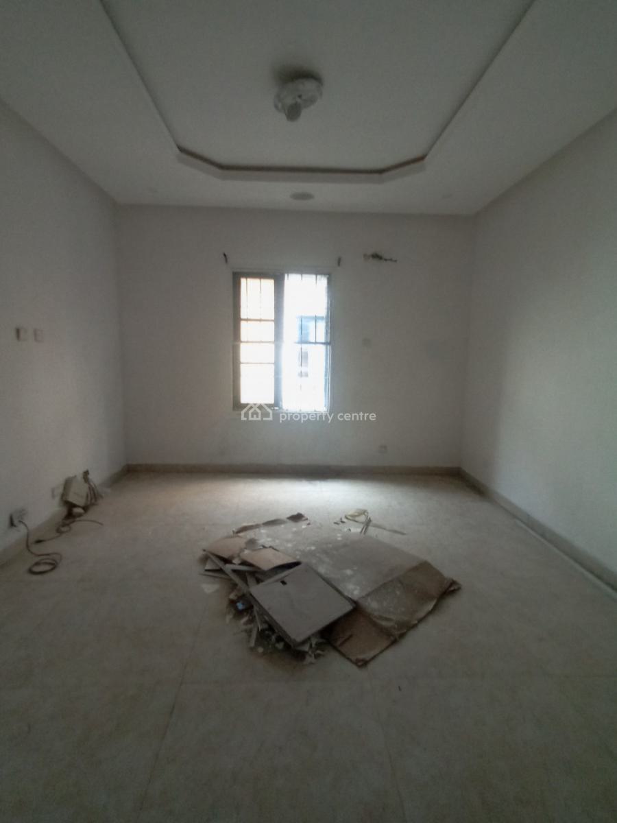 Room and Parlour in a Shared Apartment, Chevron Drive, Lekki, Lagos, Mini Flat (room and Parlour) for Rent