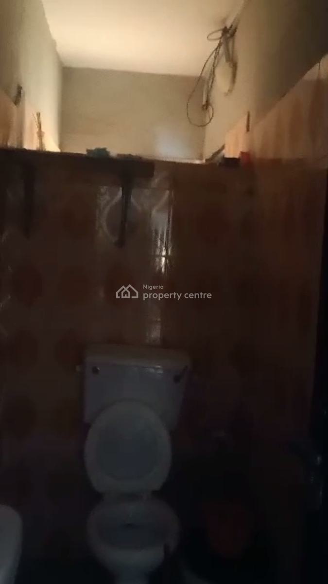 Neat & Spacious 2 Bedroom Apartment Ensuite, Adeniyi Jones, Ikeja, Lagos, Flat / Apartment for Rent
