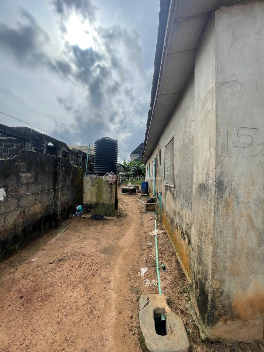 Distress Blocks of Flat at Oshin, Ayobo, Oshin, Ayobo, Ayobo, Lagos, Block of Flats for Sale