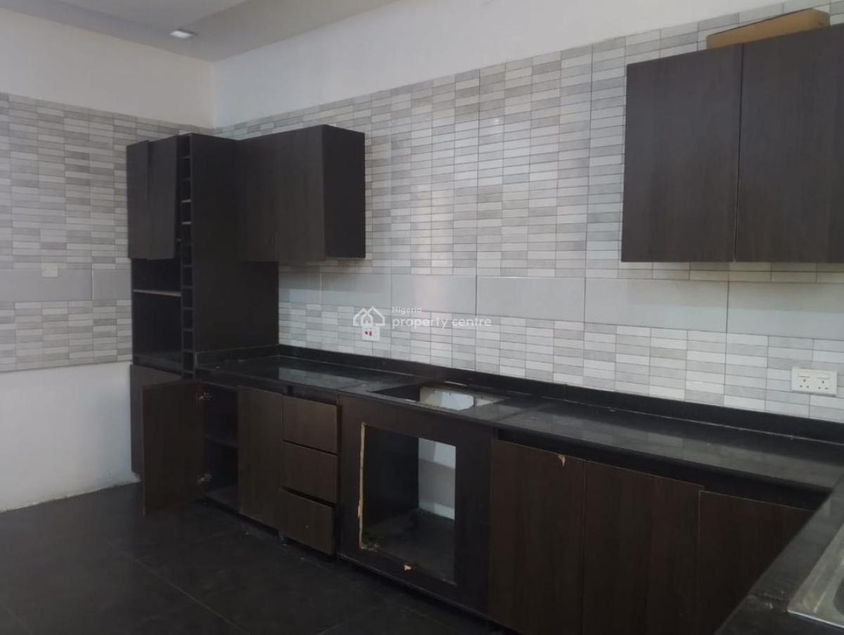 4bedroom Serviced Maisonette & Pool, Admiralty , Lekki Phase 1, Lekki, Lagos, House for Rent