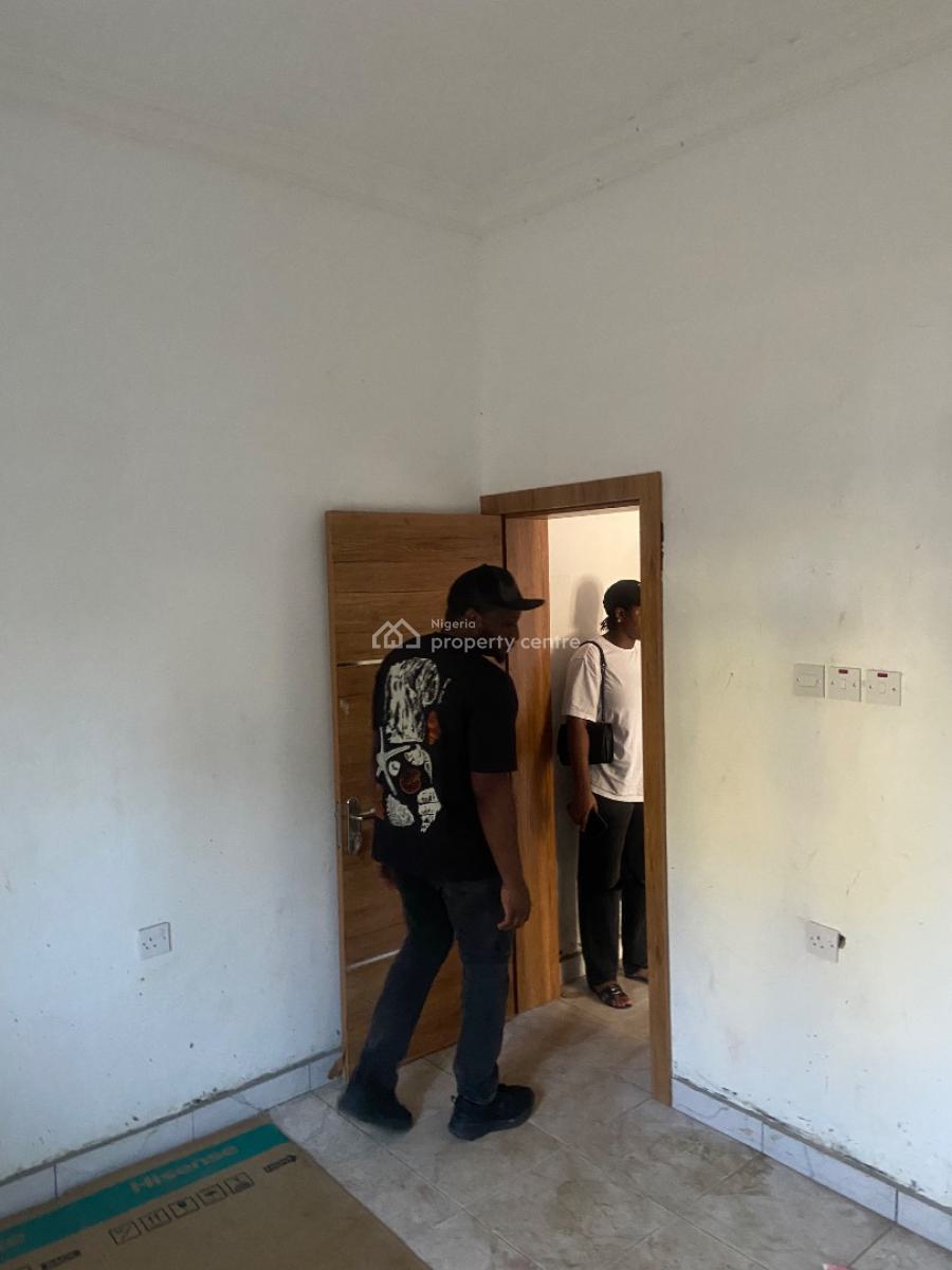 Relatively New Mini Flat in Good Condition and Space, Pedro Road, Pedro, Gbagada, Lagos, Mini Flat (room and Parlour) for Rent