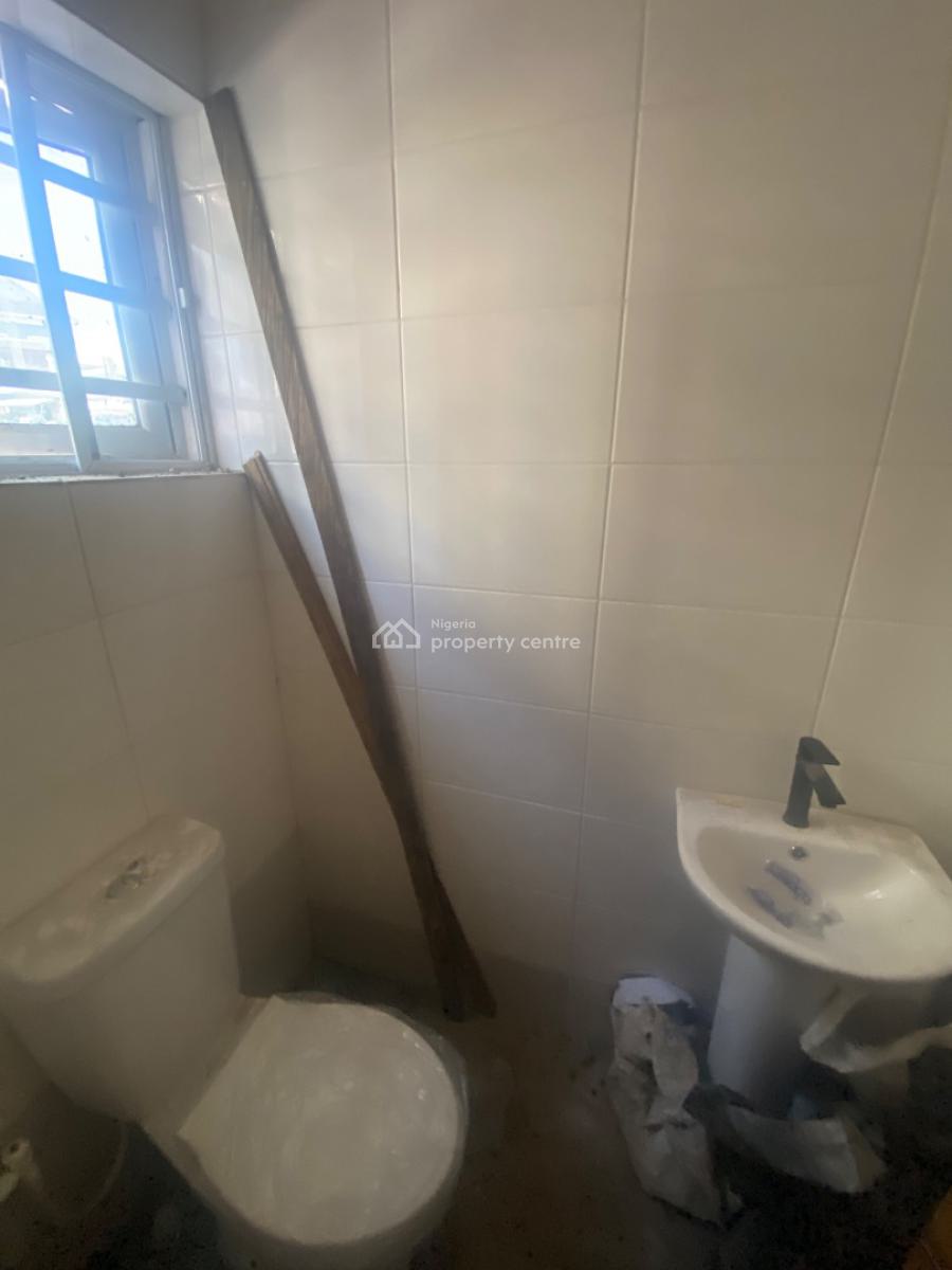 Relatively New Mini Flat in Good Condition and Space, Pedro Road, Pedro, Gbagada, Lagos, Mini Flat (room and Parlour) for Rent