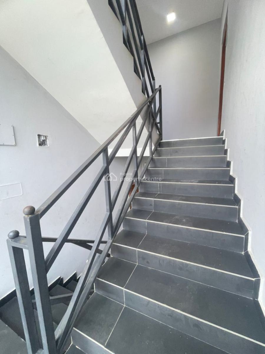 Serviced 1 Bedroom Apartment, Lekki Phase 1, Lekki, Lagos, Flat / Apartment for Rent