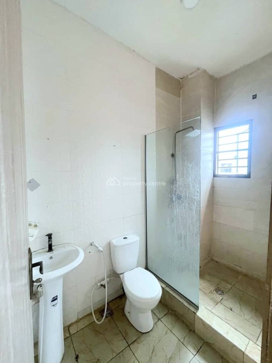 Well Maintained 2 Bedrooms Apartment, Ikate Elegushi, Lekki, Lagos, Flat / Apartment for Rent