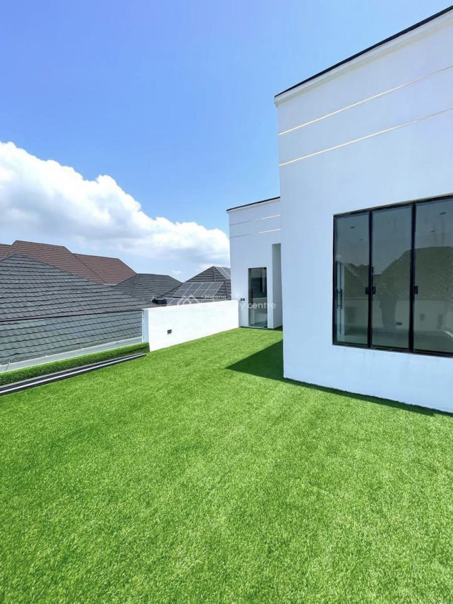 Spacious 5 Bedroom Fully Detached House with Pool, Ologolo, Lekki, Lagos, Detached Duplex for Sale