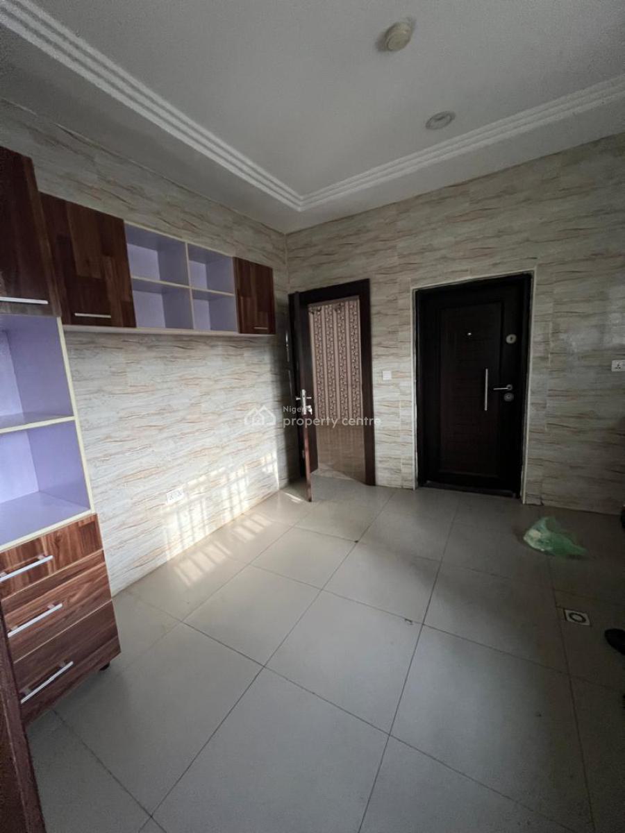 Spacious and Clean 2 Bedroom Apartment, Katampe Extension, Katampe, Abuja, Flat / Apartment for Rent