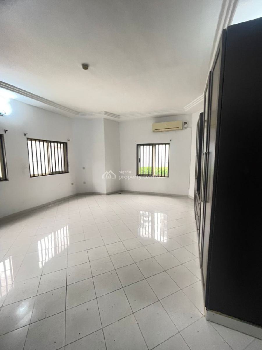 3 Bedroom Apartment, Lekki Phase 1, Lekki, Lagos, Flat / Apartment for Rent