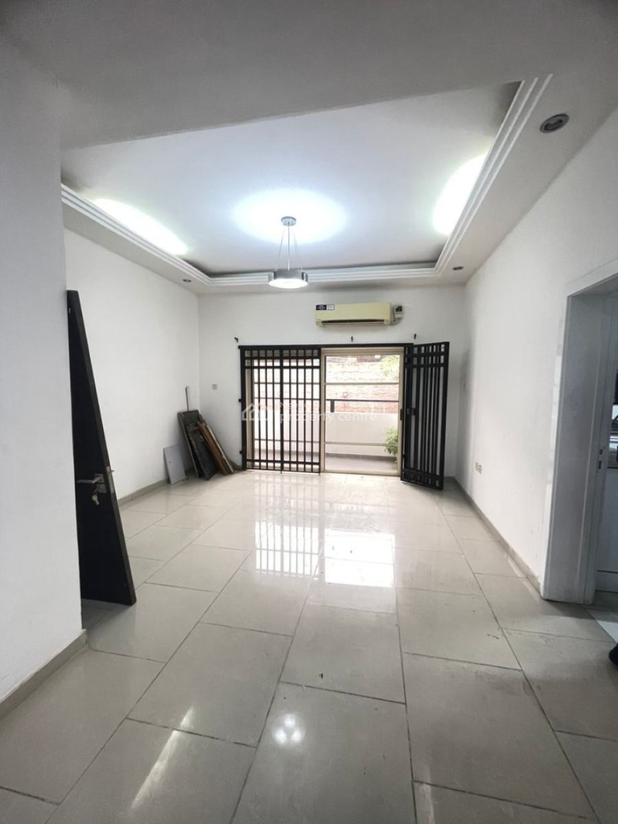3 Bedroom Apartment, Lekki Phase 1, Lekki, Lagos, Flat / Apartment for Rent