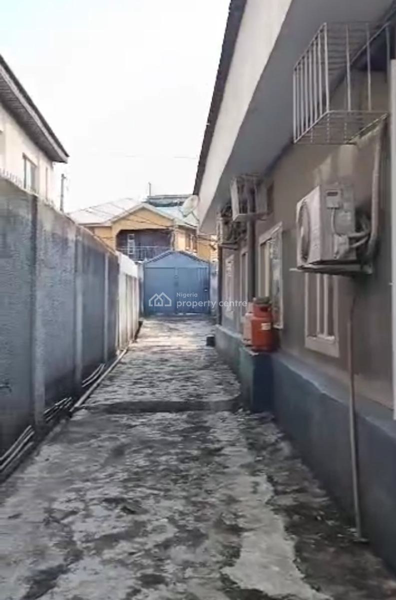 Property Sitting on a One and Half Plot of Land, Adeniyi Jones, Ikeja, Lagos, Land for Sale