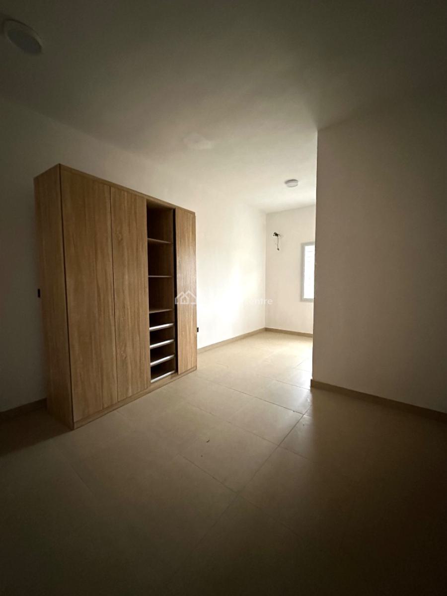 Newly Built Massive 3 Bedroom Apartment + Rooftop Terrace, Ikota, Lekki, Lagos, Flat / Apartment for Rent