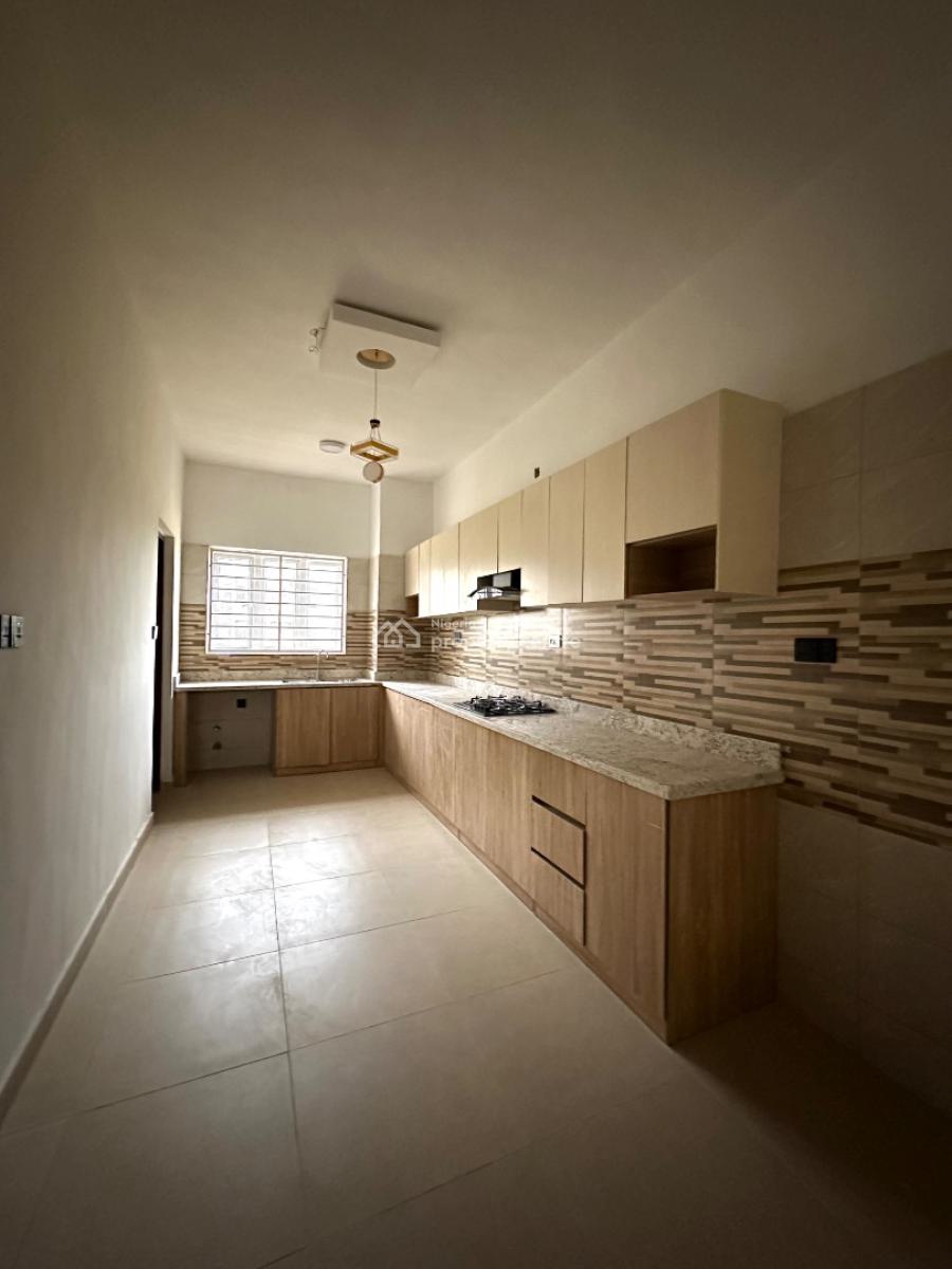 Newly Built Massive 3 Bedroom Apartment + Rooftop Terrace, Ikota, Lekki, Lagos, Flat / Apartment for Rent