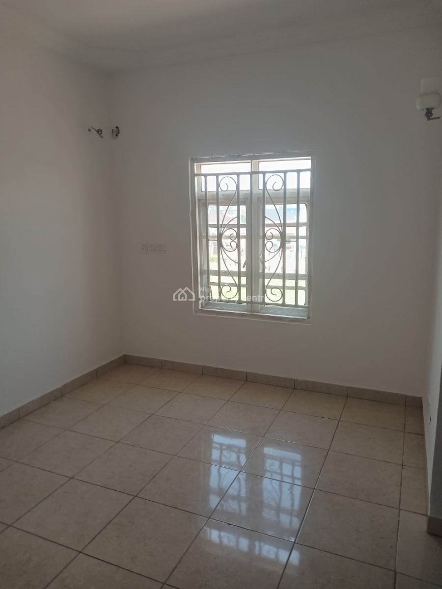 a Very Good Spacious 3-bedroom Flat + 1bq, Wuye District Abuja ( Video of The Apartment Is Attached), Wuye, Abuja, Flat / Apartment for Rent