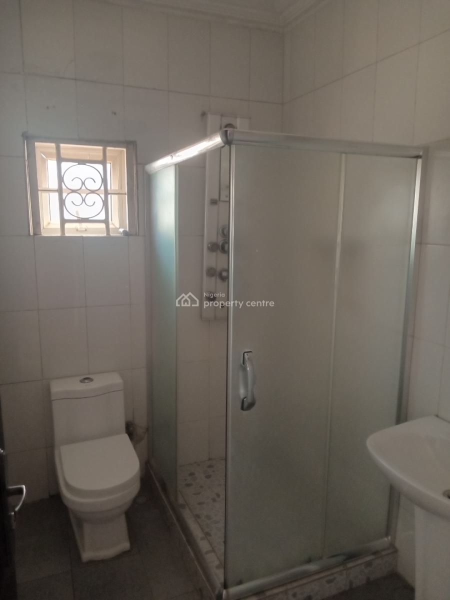 a Very Good Spacious 3-bedroom Flat + 1bq, Wuye District Abuja ( Video of The Apartment Is Attached), Wuye, Abuja, Flat / Apartment for Rent